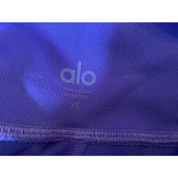 ALO Yoga High Waist Flocked Moto Legging in Sapphire Size XS - Picture 6 of 8